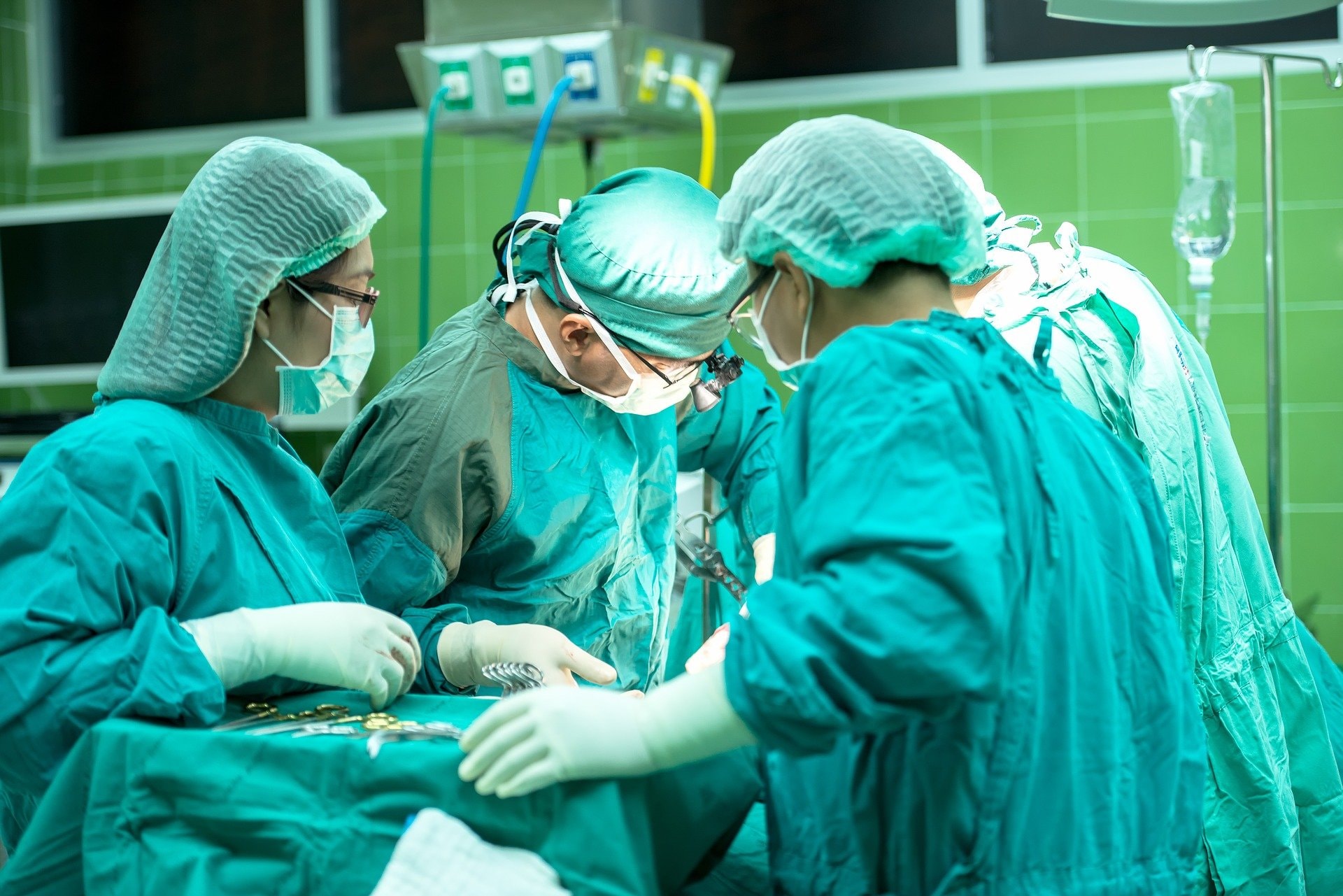 Transforming the spleen into a functioning liver
