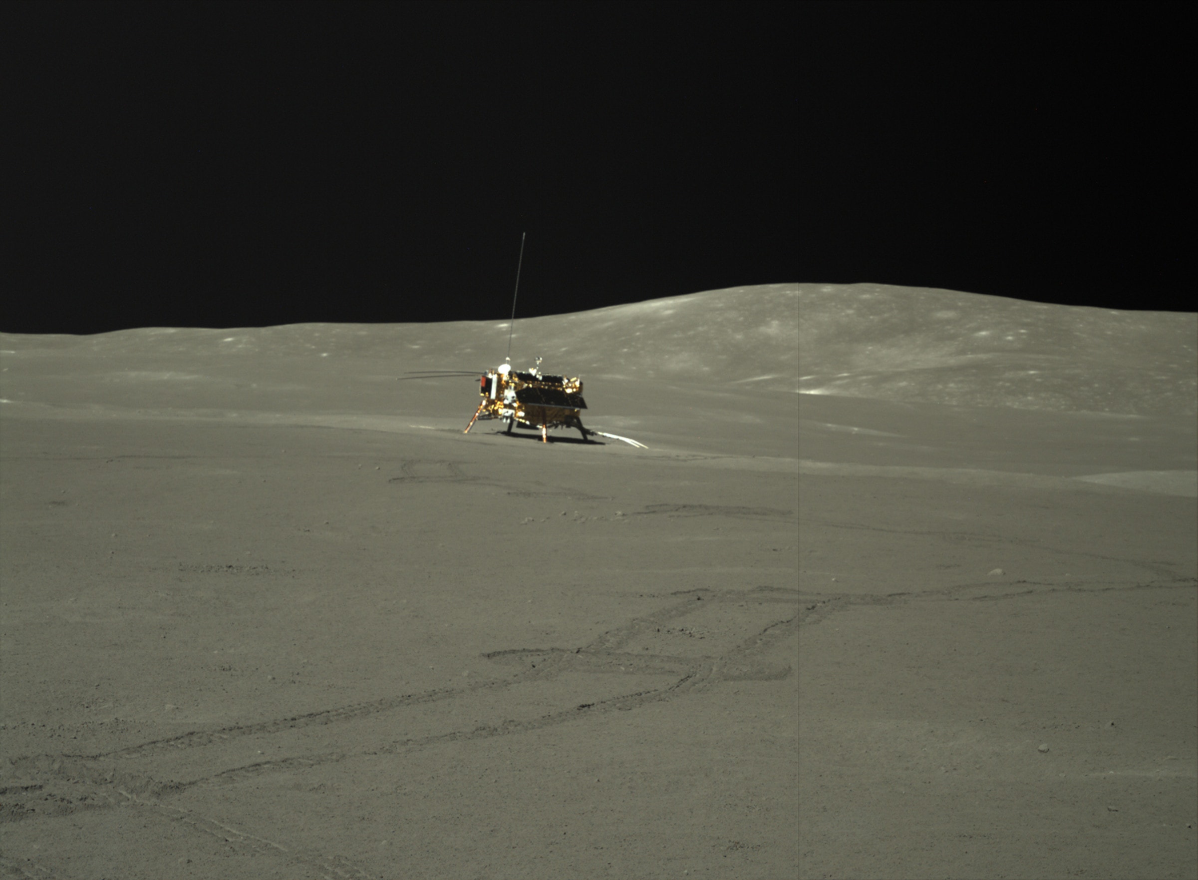 What the “invisible” side of the Moon is like