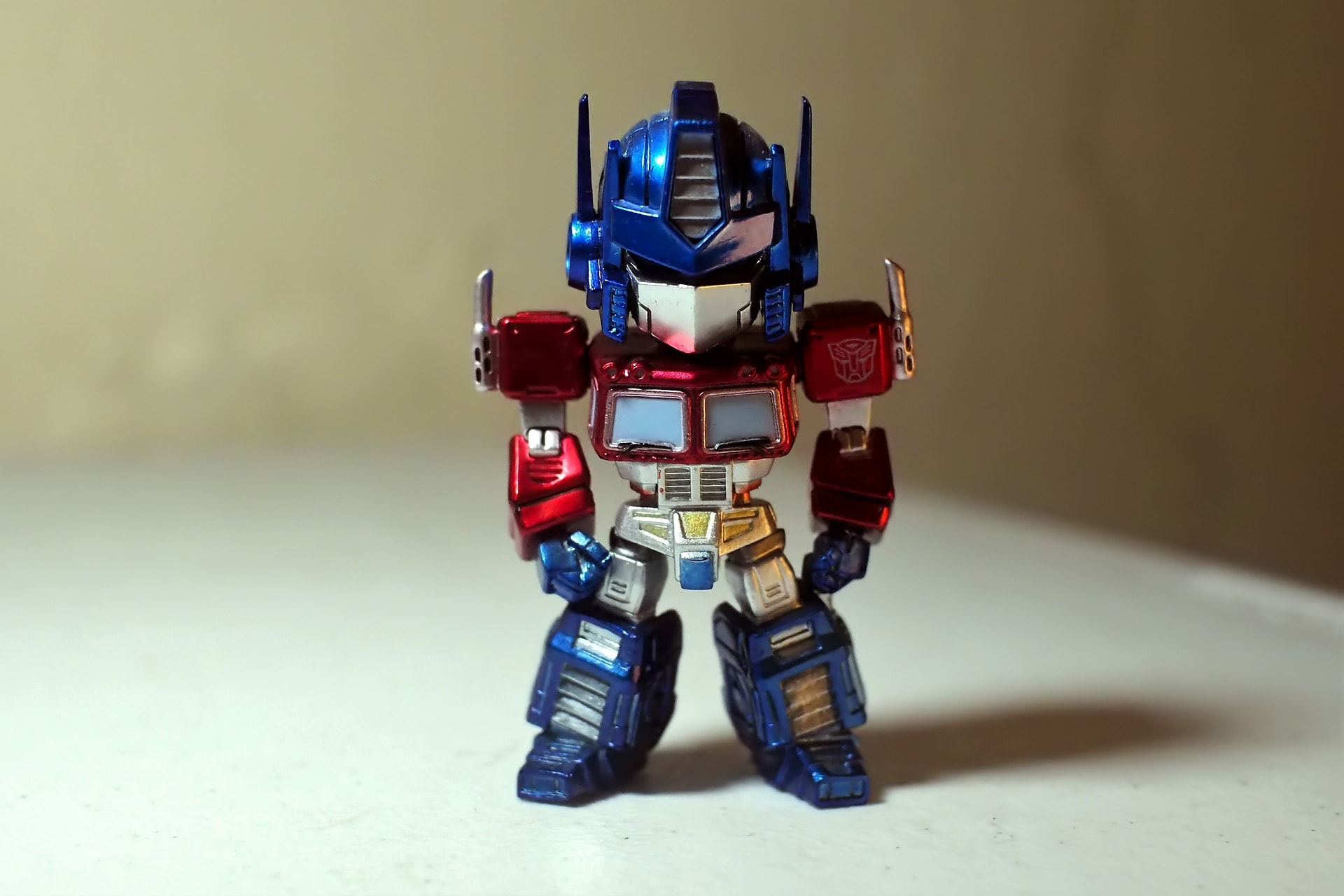 World’s first microscale ‘transformer’ robot