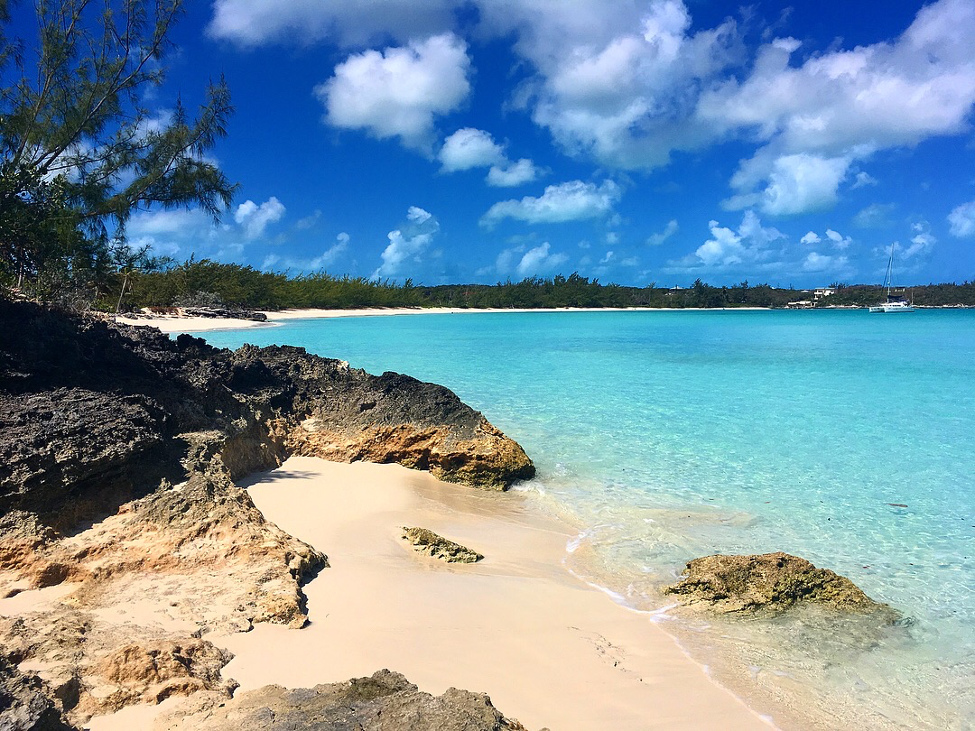 Fossilised coastal dune on a beach of the Caribbean Sea